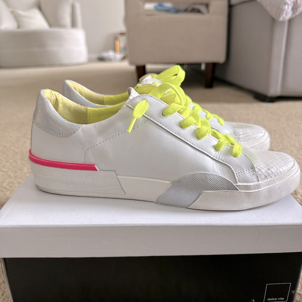 Dolce Vita Women's Zina Sneakers | size 9